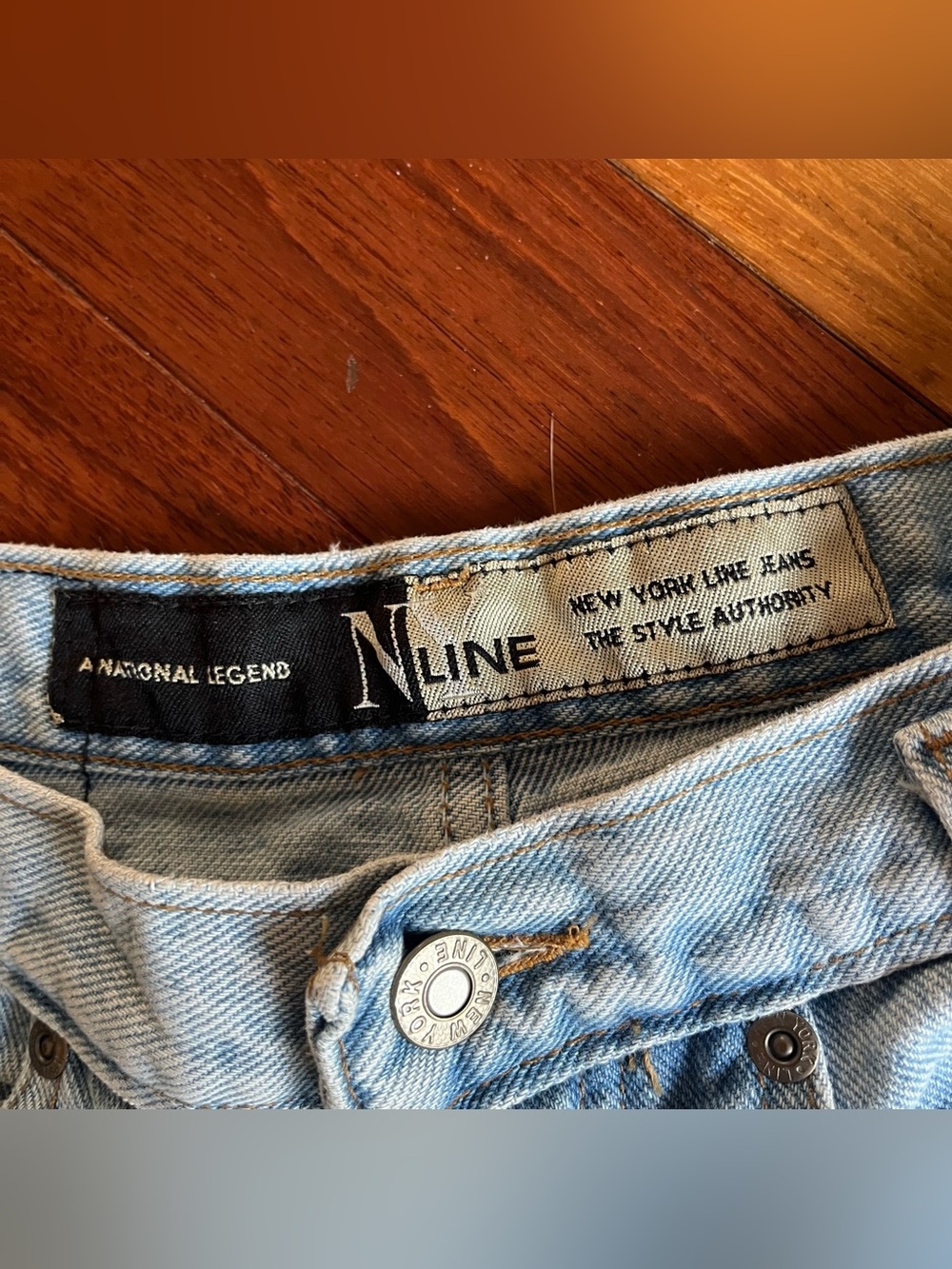 VINTAGE CUT OFF SHORTS - Picture 4 of 7